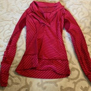 LULULEMON pullover